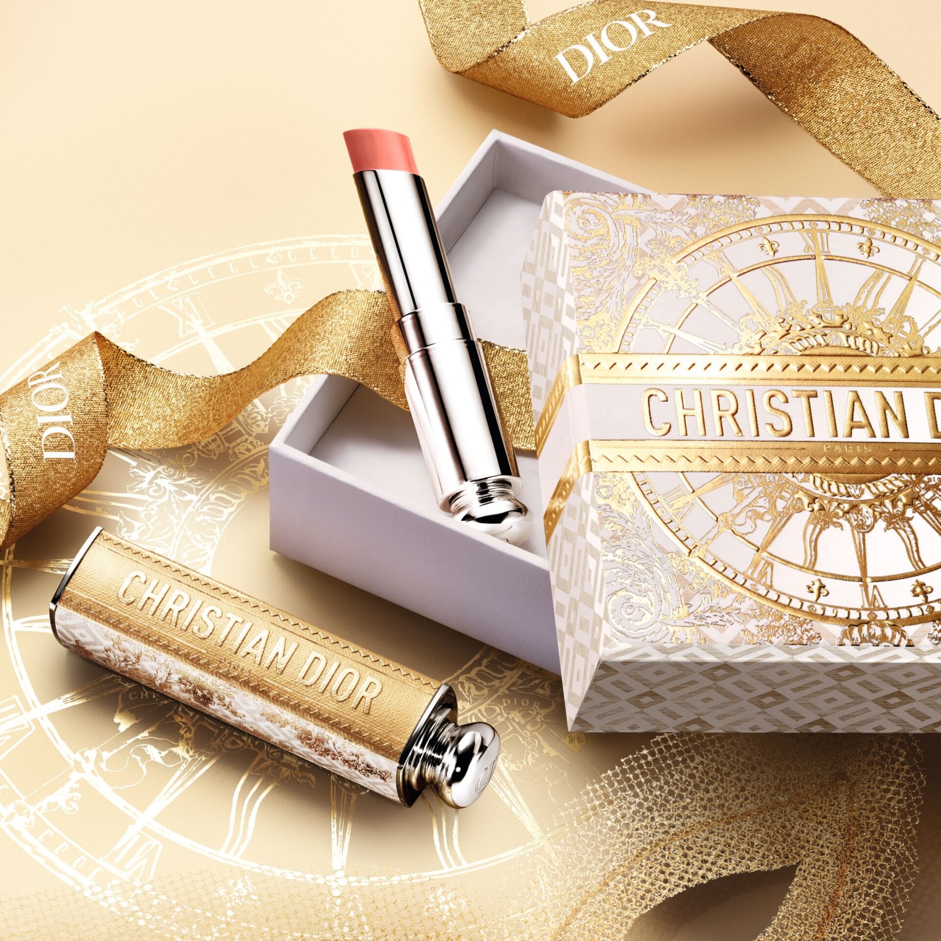 디올 어딕트 립스틱 패션 케이스 – 그랑 발 4만5000원대, 디올 어딕트 립스틱 3.2g 5만 7천원대.