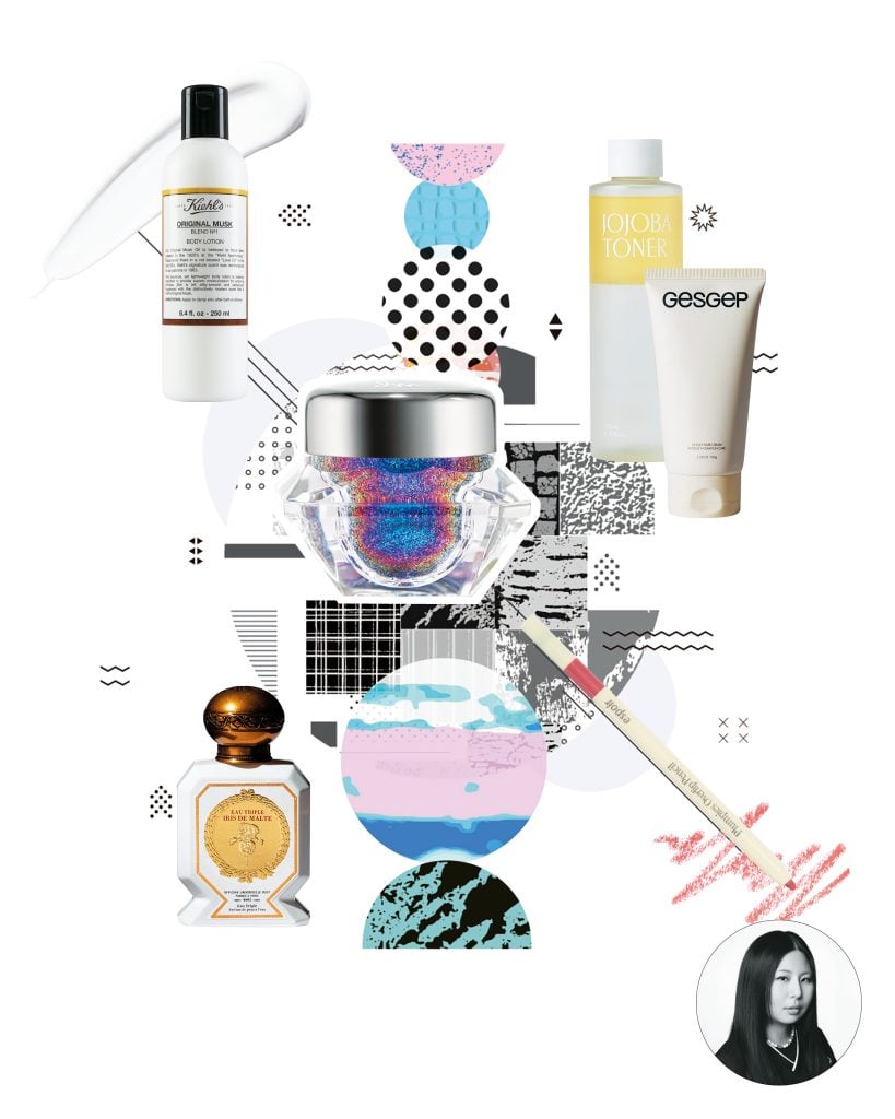 키엘의 ‘머스크 바디 로션’, 바이오더마의 ‘하이드라비오 에센스 로션’, 다네사 마이릭스 뷰티의 ‘인피니트 크롬 플레이크 글리터, 에스쁘아의 ‘플럼피즈 오버 립 펜슬’, 오피신 유니버셀 불리의 ‘이리 드 말트 향수’