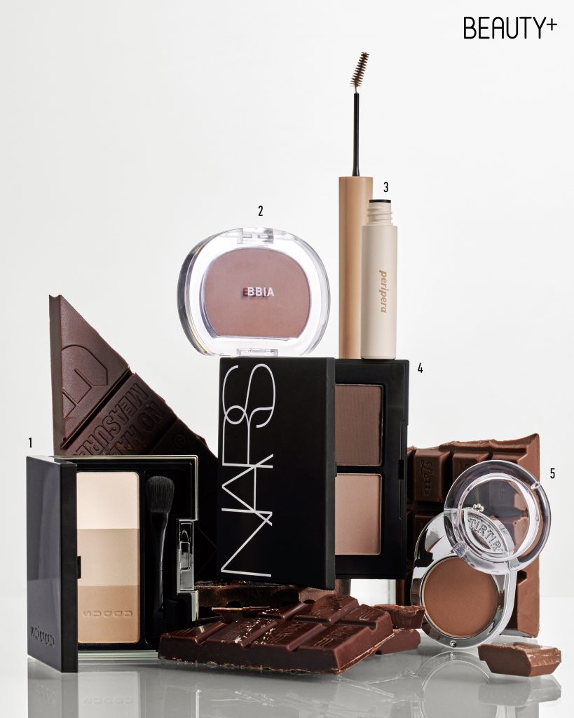 스쿠 3D 컨트롤 아이브로우 #03 샌드, 삐아 라스트 블러쉬 #14 카푸치노  , 페리페라 스피디 스키니 브로우 마스카라 #9 밀키 애쉬 , 나스 쿼드 아이섀도우 #코롱 , 티르티르 에어슬릭 포켓 아이섀도우 #M08 베이지 블룸 