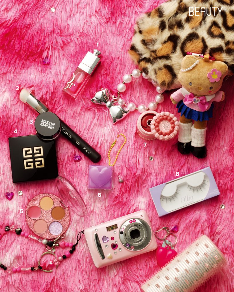 디올 어딕트 립 글로우 오일 #007 라즈베리 , 피카소 333 생기핏 크림치크 블러셔 , 지방시 뷰티 프리즘 리브르 프레스드 파우더 H01 , 퓌 DIY 멀티 포켓 팔레트 , 페리페라 톡 블러쉬 키캡 #23 V베리 멜로우 , 플라워노즈 케이크 립 크림 #04 메러디스 , 올리오 더클래식 통 속눈썹 #8호 스파이키