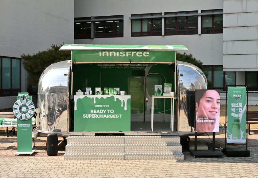 [BEAUTY+ UNIVERSE] 뷰티쁠 유니버스 X 이니스프리 무빙 팝업 현장 스케치