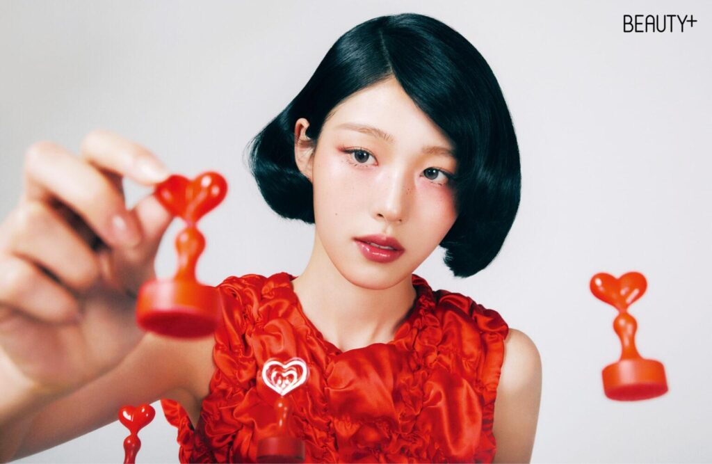 앳하트 아린&나현 뷰티쁠 6월 호 화보이미지
