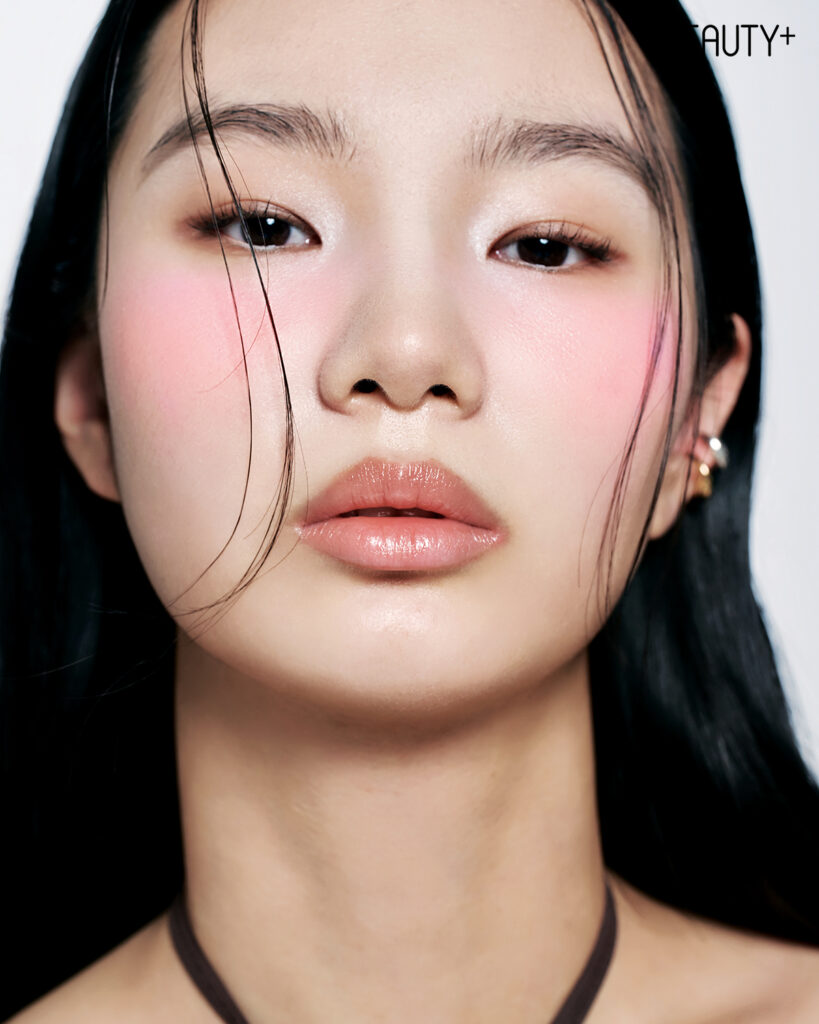 풀 커버리지 베이스 메이크업